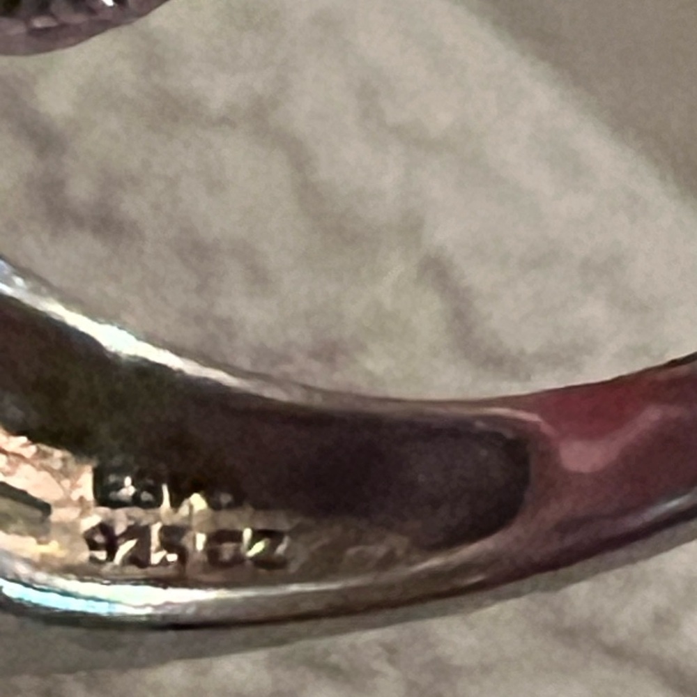 Gorgeous Ring ๐๐๐๐ - Picture 2 of 2